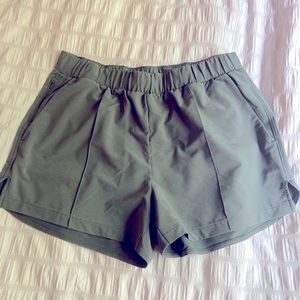 Zella getaway shorts grayish green